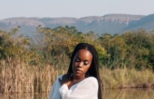 Thando – Hold Me