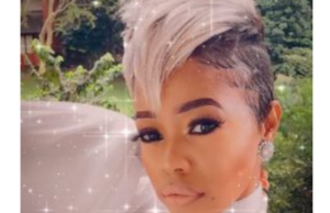 Zandie Khumalo – Amadodenu
