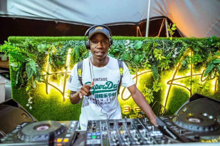 Ulazi – MGUZUGUZU Vol.14 Mix (Busta 929 Lock) Mp3 Download