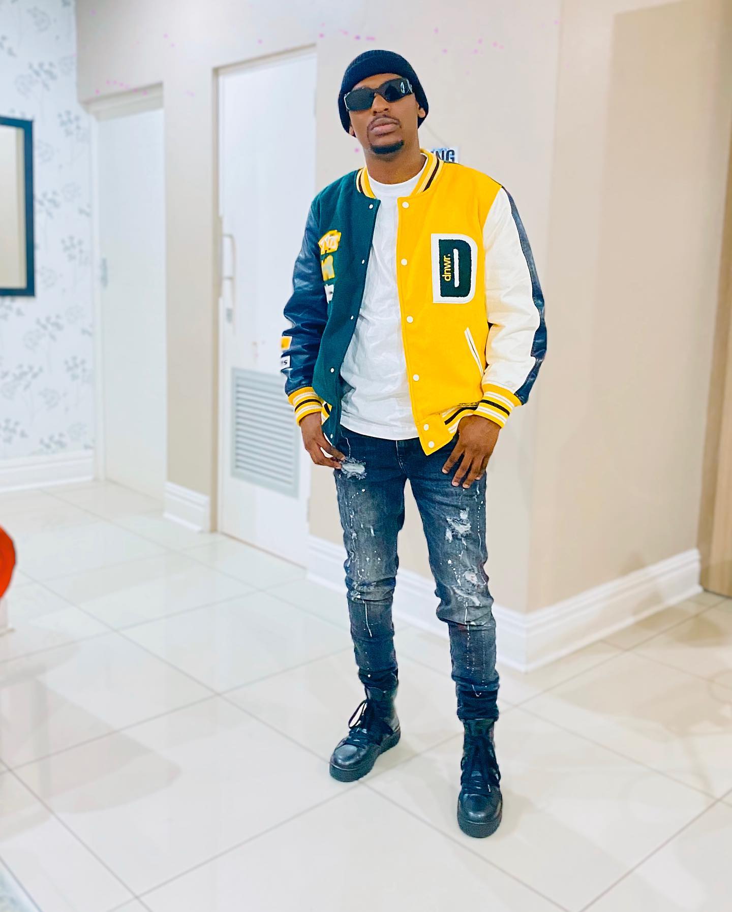 Mr Thela & Static – Fallo Cardiaco Mp3 Download