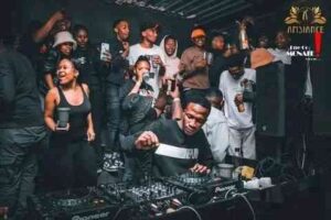 Team Mosha (MRD) – Exclusive Piano Mix