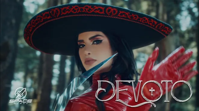 Kim Loaiza – Devoto Mp3 Download